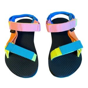 Kids Teva Original Universal Sandals. Size 12. New